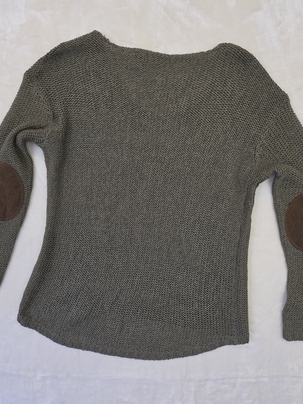 RD Style Olive Green Knit Sweater Womens Small Elbow Patch V Neck Casual - Picture 4 of 6